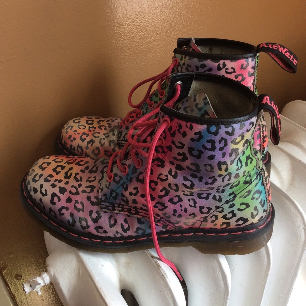 Doc Martens size 10 Rainbow Print Air Walks